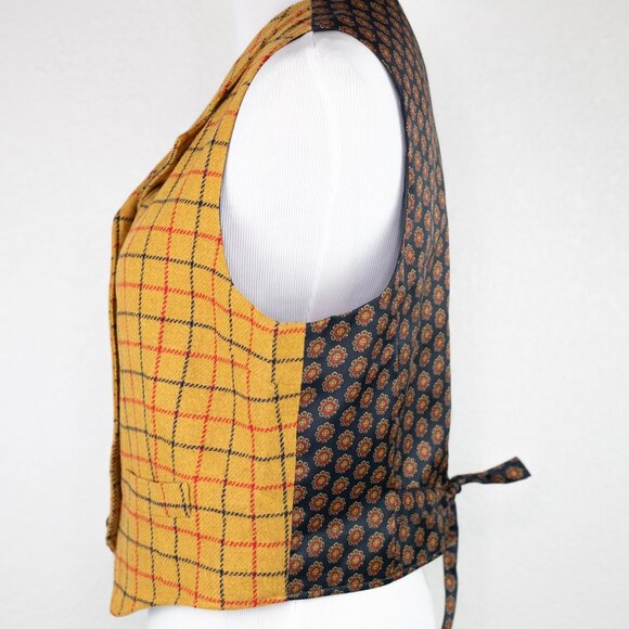 Vintage 90s GAP Mustard Plaid Wool Vest Unisex Medium Holiday Waistcoat - Picture 9 of 16